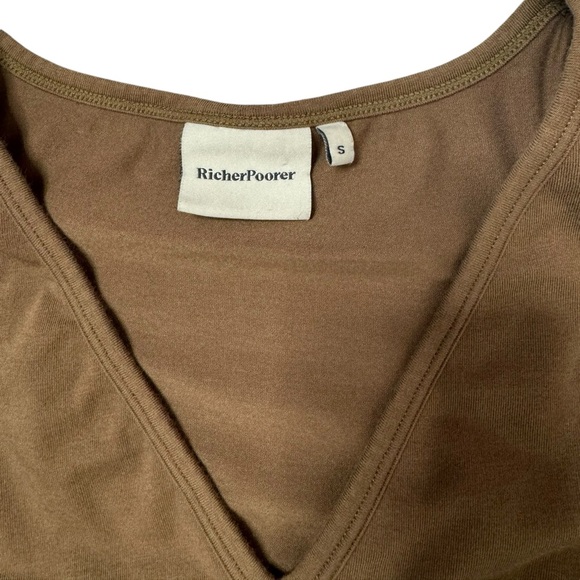 Richer Poorer | Women's Soft Stretch Modal V-Neck Bodysuit in Woodgrain Small - Picture 5 of 10